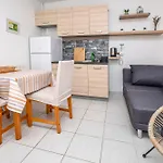 Aldo Apartment *
