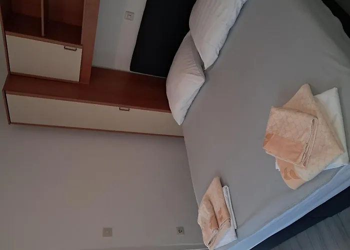 Apartment Aldo Primosten